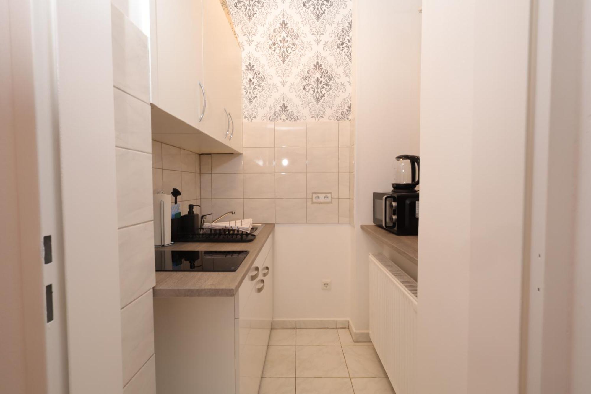 Ruby Holiday Home With Patio Wien Eksteriør bilde